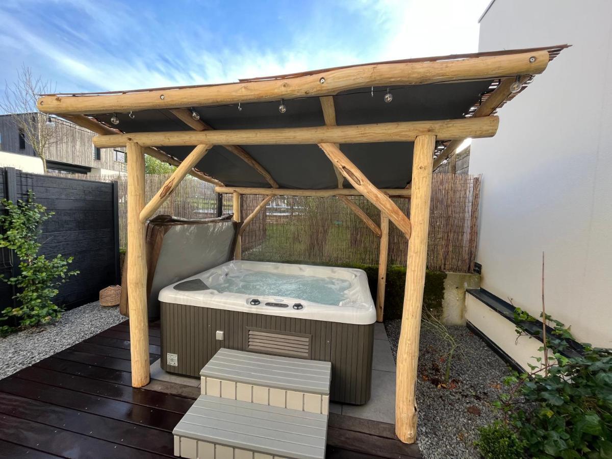 Sejour Detente - Appart'Hotel N 1 Avec Jaccuzi, Piscine Et Petit-Dejeuner Chouzelot Exterior photo